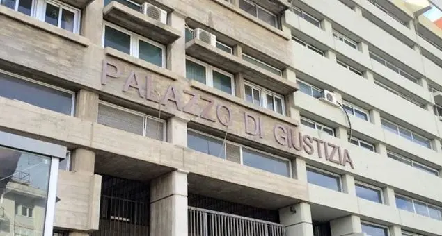 Cosenza, bimba morta nel grembo della madre: tre medici iscritti nel registro degli indagati\n
