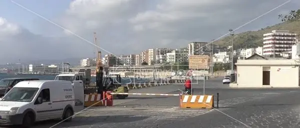 Attracco dei tir a Reggio: Città metropolitana e Comune contro il ministero