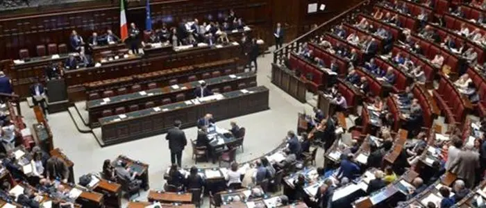 La “soluzione” del Governo per disinnescare la bomba Lsu-Lpu: tornare al lavoro nero di Stato