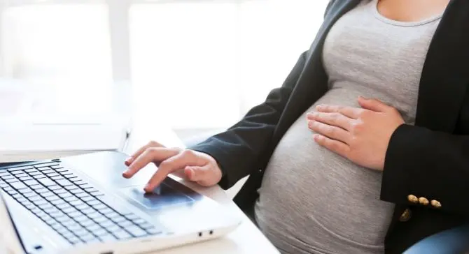 Maternità, le donne potranno lavorare fino al parto