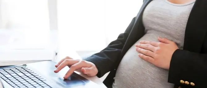 Maternità, le donne potranno lavorare fino al parto