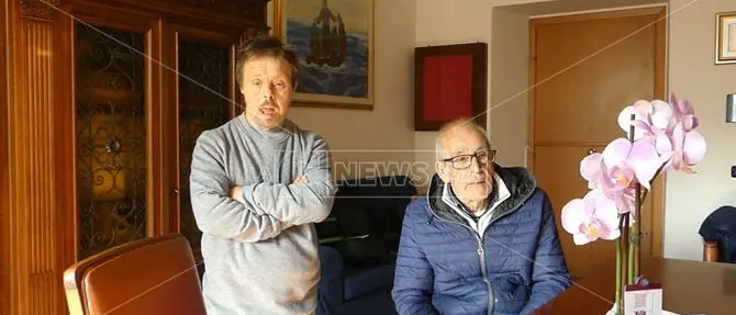 «Niente pensione, lei è morto», ma l’anziano è vivo e vegeto