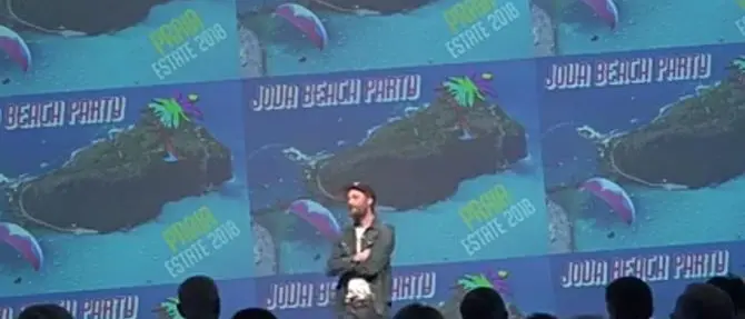 “Jova beach party”, Jovanotti in concerto sulla spiaggia di Praia a Mare
