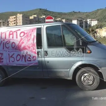 Catanzaro, sit in di protesta in viale Isonzo: «Un quartiere invivibile»