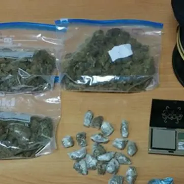 Catanzaro, sorpresi con droga in un b&b: tre arresti