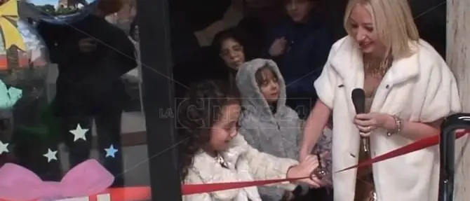 Catanzaro, taglio del nastro per l’agenzia Let Me Do It