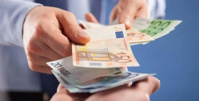 Stipendi nelle imprese private, ennesima maglia nera per la Calabria