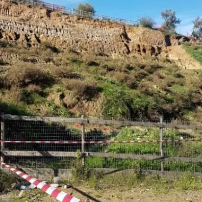 Lottizzazioni abusive, nove indagati e due terreni sequestrati a Rossano