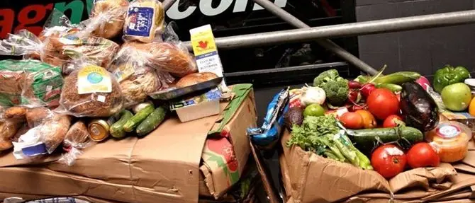 Mense da incubo, tra cibi scaduti, mal conservati, topi e parassiti