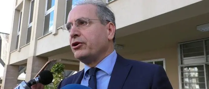 Lamezia Terme, l’ex sindaco Mascaro indagato