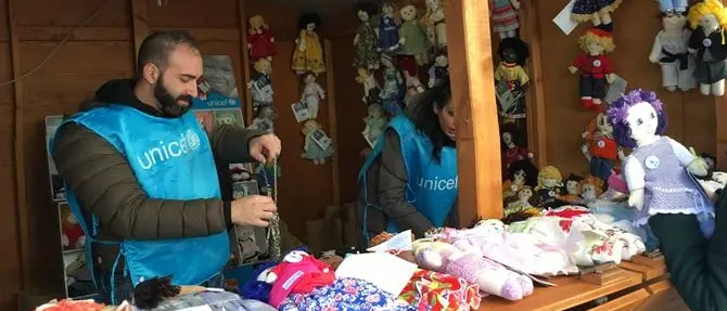 Unicef, anche quest’anno a Natale tornano le Pigotte nelle piazze italiane