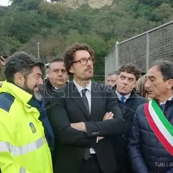 Toninelli in Calabria: «Italia non può crescere senza il Sud»