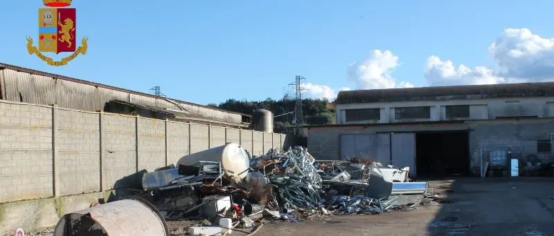 Lamezia, una denuncia per smaltimento illecito di rifiuti