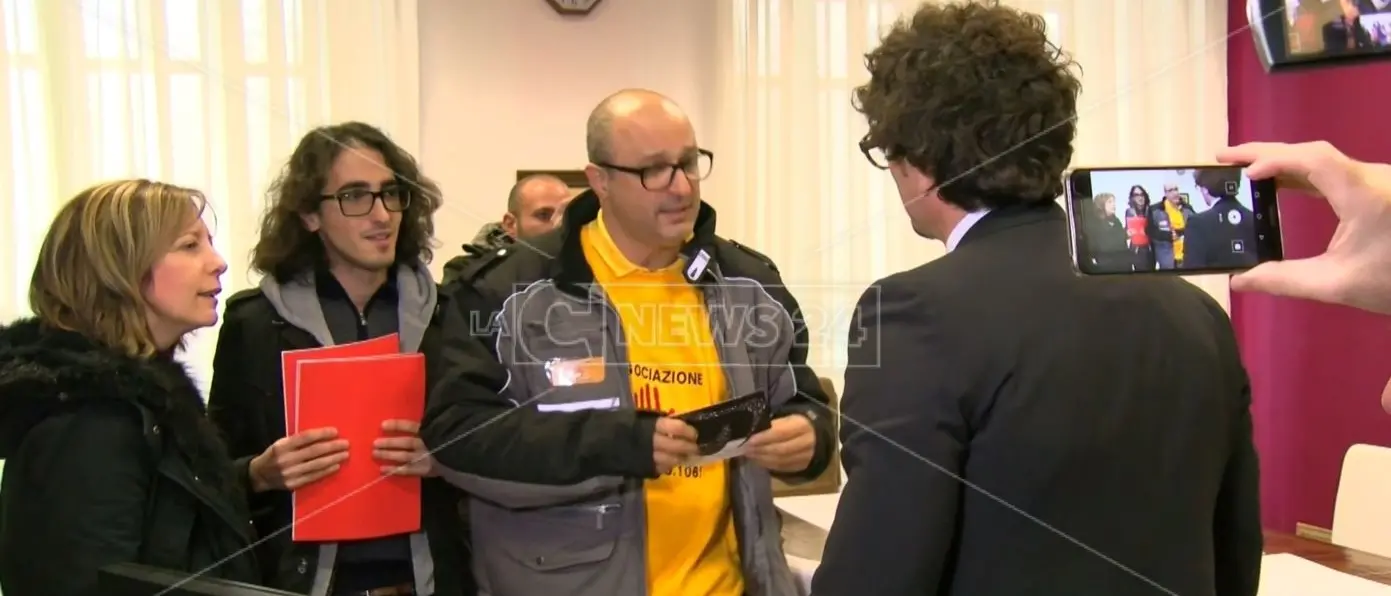 Alta velocità e ammodernamento della statale 106, Toninelli incontra le associazioni