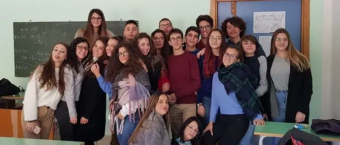 Alunni in corsia, originale alternanza scuola-lavoro all'ospedale di Cetraro