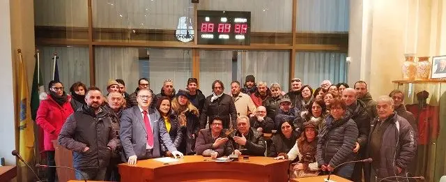 Lsu-Lpu, a Corigliano-Rossano 150 lavoratori in assemblea permanente