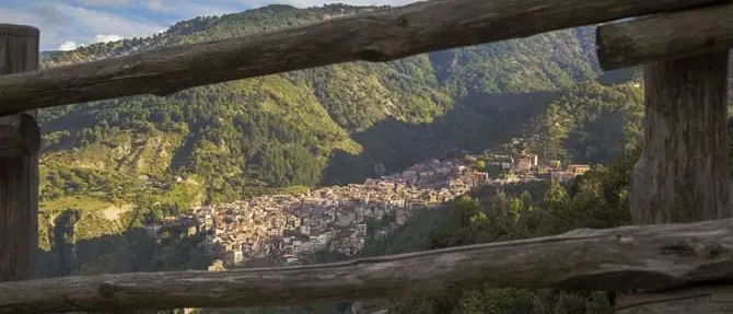 Grave intimidazione ai danni di vicesindaco, ex sindaco e impiegato di Longobucco