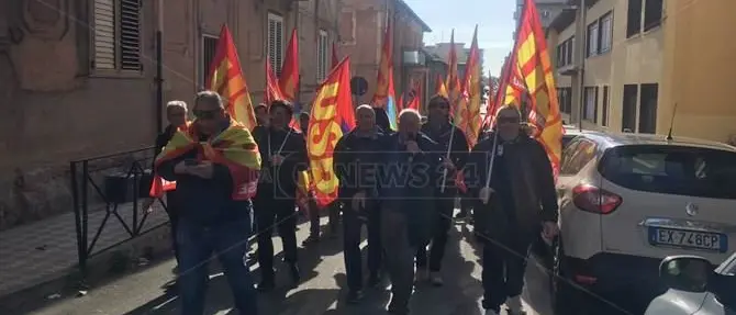 Nuovo presidio degli ex Lsu-Lpu a Villa San Giovanni