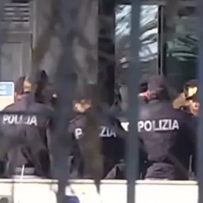 'Ndrangheta, sventato Natale di sangue nel Crotonese: in manette 21 persone