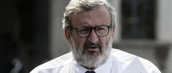 Disavventura a Cosenza per Michele Emiliano, un incidente lo costringe al rientro in Puglia