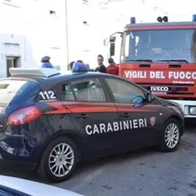 Crosia, incendiata l'auto del vicesindaco. Il figlio spegne le fiamme