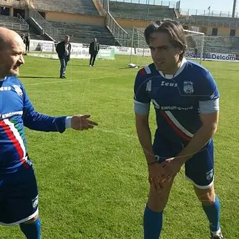 Cosenza, per la Partita del cuore in campo sindaci e magistrati (VIDEO)