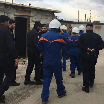 Lamezia, perquisizioni e controlli al campo rom Scordovillo