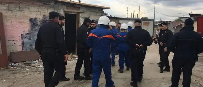 Lamezia, perquisizioni e controlli al campo rom Scordovillo