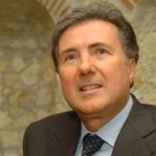 Catanzaro, amministrative: Aiello si schiera con Abramo