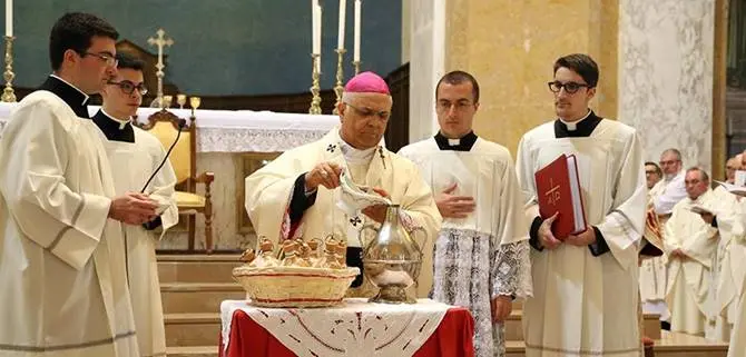 Verso la Pasqua: in tutte le chiese cattedrali celebrata la messa crismale