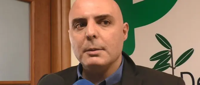 Mozione Emiliano, Reda: “Pronti anche ad andare avanti da esterni, come associazione”