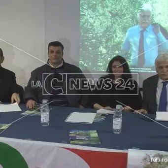 Pd, presentata a Crotone la candidatura di Nicodemo Oliverio