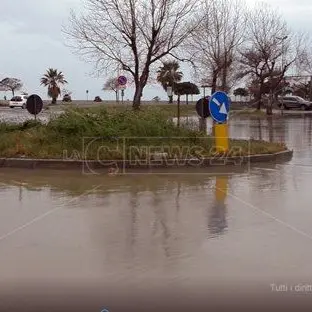Mareggiate in Calabria, si contano i danni