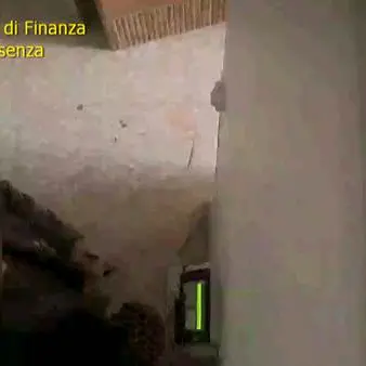 Blitz contro i “furbetti del cartellino” nel Cosentino: ecco gli indagati