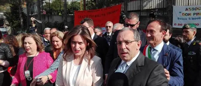 Maria Elena Boschi a San Luca: «Lo stato e le istituzioni sono presenti» (VIDEO)