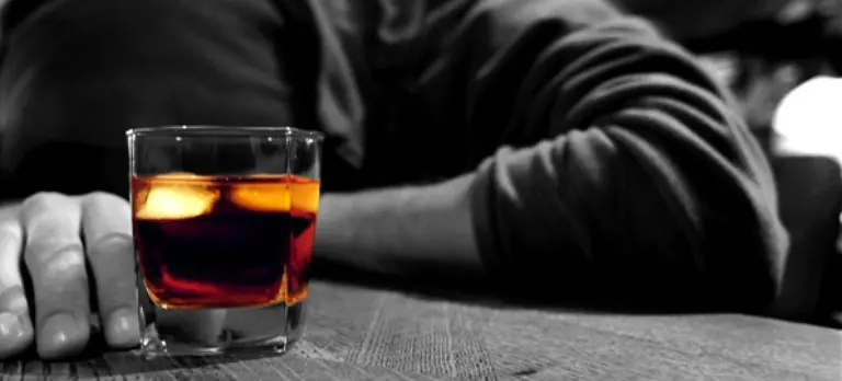 Alcool, è la Calabria la regione con il maggior numero di decessi