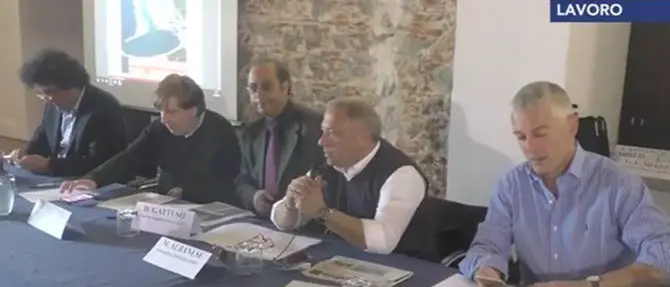 Morra a De Vincenti: «Del Porto si discute a Gioia non a Cosenza»