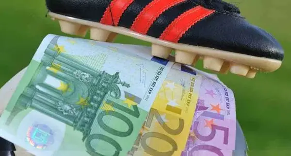 CALCIOSCOMMESSE | La Palmese tira un sospiro di sollievo. Sambiase (-6) ai play out