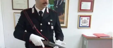 Botricello, detenevano armi e munizione illegalmente: arrestati padre e figlia