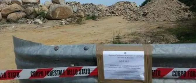 Campana: scoperta una discarica abusiva con rifiuti provenienti da attività di ristrutturazione