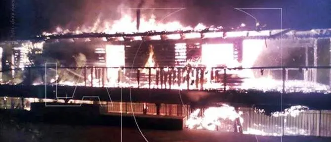 Intimidazioni ad attività commerciali: manifestazione “Squillace non si piega”