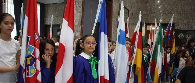 Festa dell'Europa, a Cosenza cerimonia dell'amministrazione comunale con le scuole