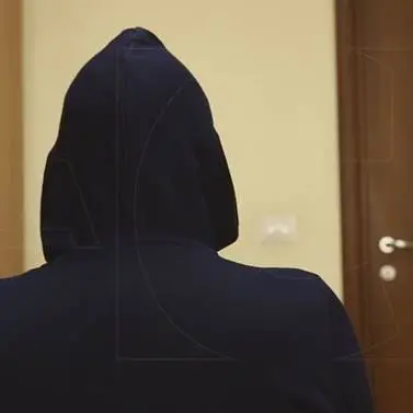 La testimonianza shock di un ex tossicodipendente: «Un finanziere mi forniva la droga»