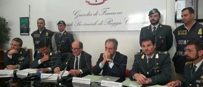 ‘Ndrangheta, sigilli all’impero dell’imprenditore vibonese Angelo Restuccia (VIDEO)