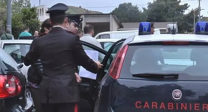 Furto di luce, gas e occupazione abusiva di case: arresti convalidati a Catanzaro