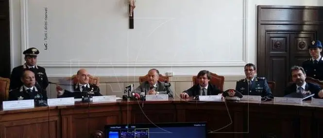 ‘Ndrangheta, scacco al clan Arena: tutti gli arrestati (NOMI E FOTO)
