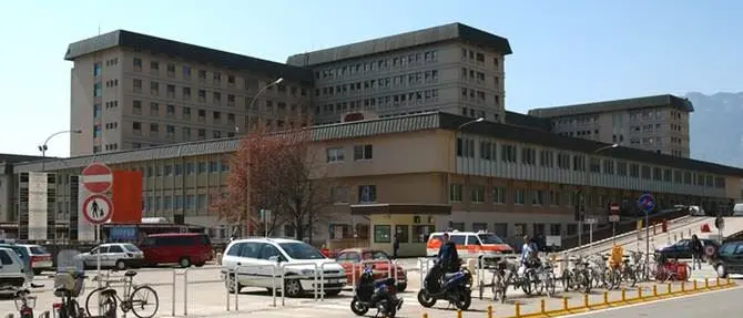 Cade da un ponteggio a Bolzano, muore operaio di Crotone