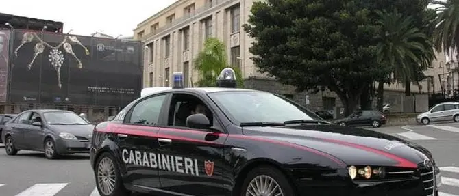 Agguato in pieno centro a Reggio Calabria, ferito postino