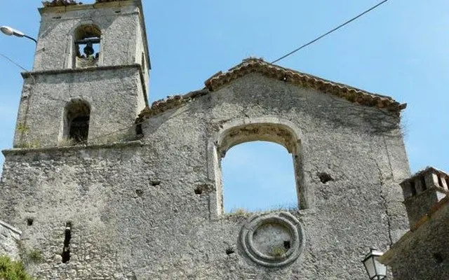 Cleto, chiesa contesa tra un imprenditore olandese e il Comune (VIDEO)