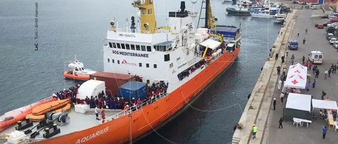 Ancora sbarchi in Calabria, a Vibo Marina giunti 560 migranti (FOTO)